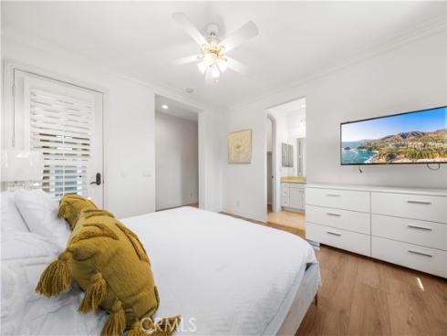 37 Shepard , Irvine, CA