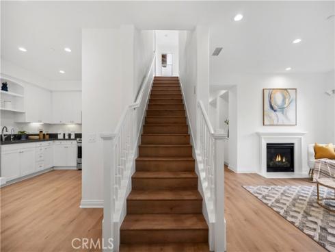 27 Crosspointe , Irvine, CA