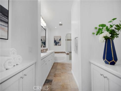 27 Crosspointe , Irvine, CA