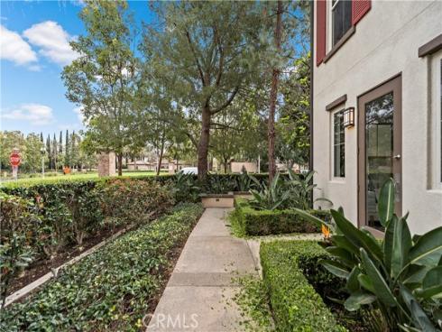 27 Crosspointe , Irvine, CA