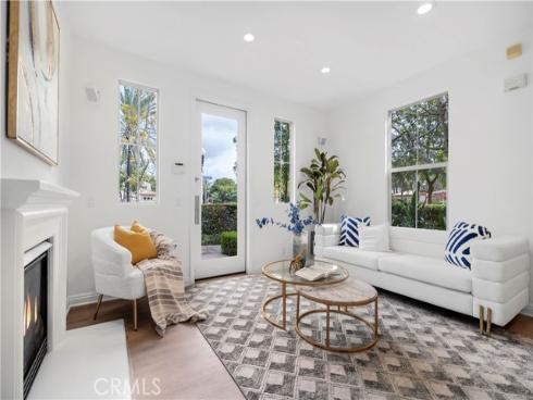 27 Crosspointe , Irvine, CA