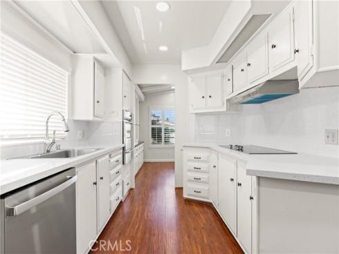 5200  Irvine  156  Boulevard, Irvine, CA