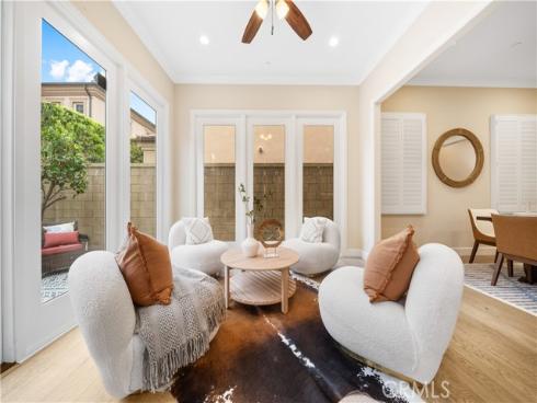 66 Berkshire Wood , Irvine, CA