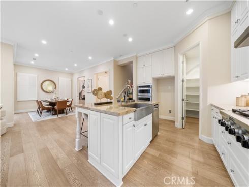 66 Berkshire Wood , Irvine, CA