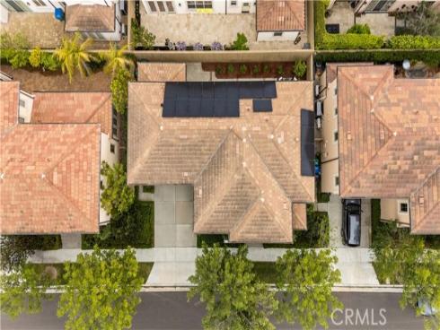 66 Berkshire Wood , Irvine, CA