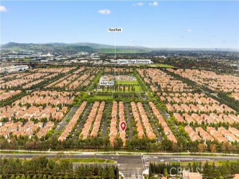 66 Berkshire Wood , Irvine, CA