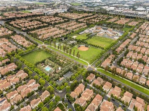 66  Berkshire Wood  , Irvine, CA