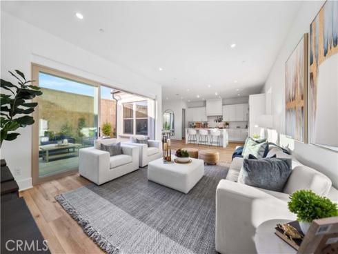 307 Brimwood , Irvine, CA