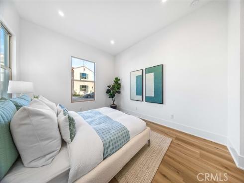 307 Brimwood , Irvine, CA