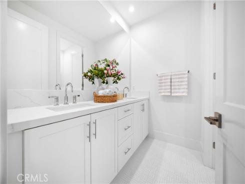 307 Brimwood , Irvine, CA