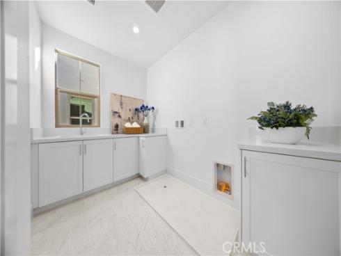 307 Brimwood , Irvine, CA