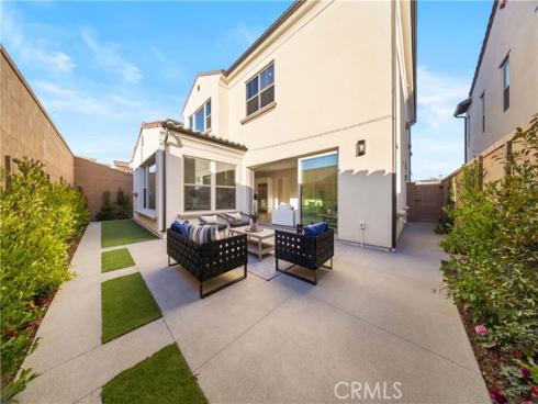 307 Brimwood , Irvine, CA