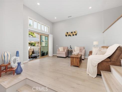 3 Summer Breeze , Irvine, CA