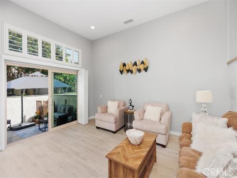 3 Summer Breeze , Irvine, CA