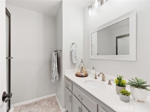 3 Summer Breeze , Irvine, CA