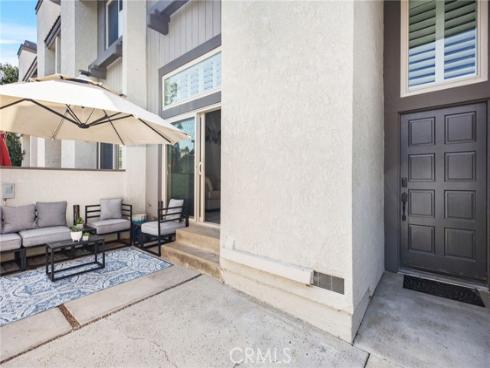 3 Summer Breeze , Irvine, CA