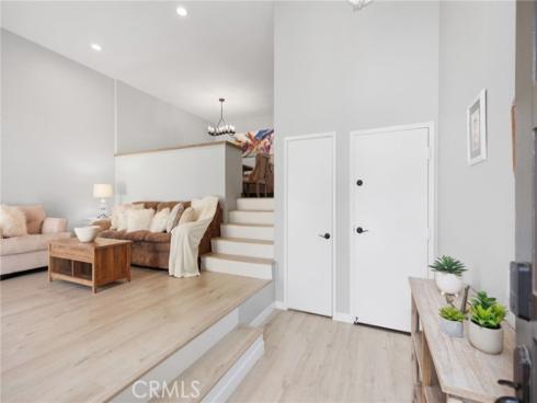 3 Summer Breeze , Irvine, CA