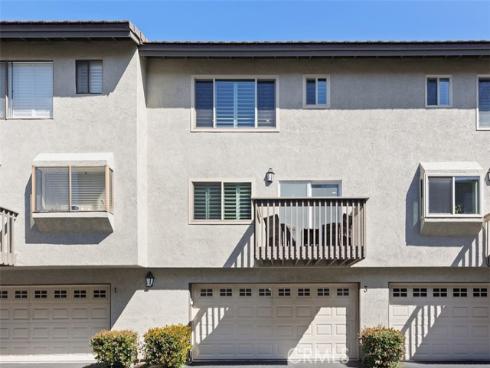 3 Summer Breeze , Irvine, CA