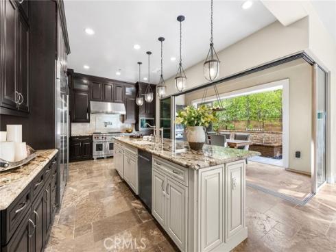 55 Fenway , Irvine, CA