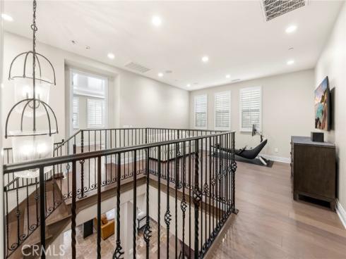 55 Fenway , Irvine, CA