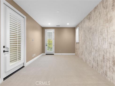 55 Fenway , Irvine, CA