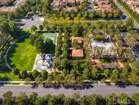 55 Fenway , Irvine, CA