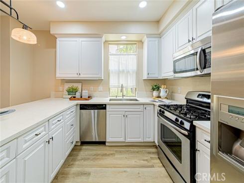 174 Full Moon , Irvine, CA