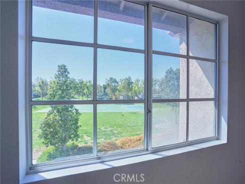 28 Columbia 18 , Irvine, CA