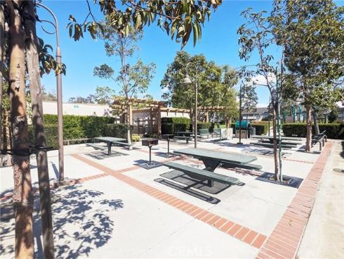 28 Columbia 18 , Irvine, CA