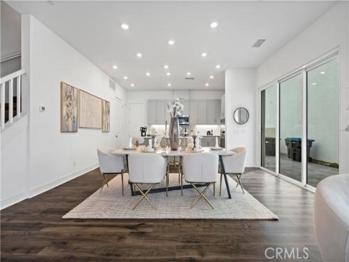 392 Baluster , Irvine, CA