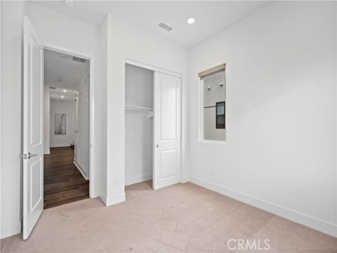 392 Baluster , Irvine, CA