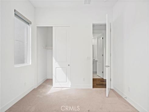 392 Baluster , Irvine, CA