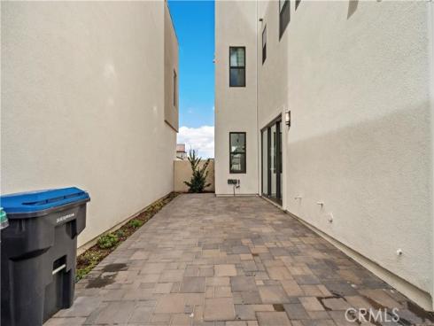 392  Baluster  , Irvine, CA