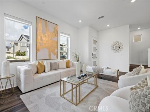 392 Baluster , Irvine, CA