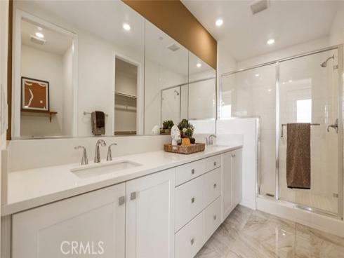 429 Mulligan , Irvine, CA