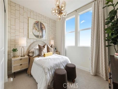 429 Mulligan , Irvine, CA