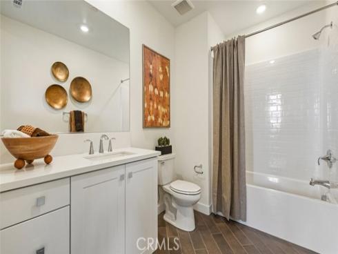 429 Mulligan , Irvine, CA