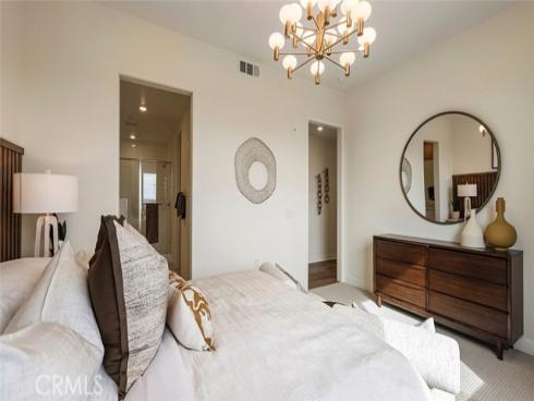 429 Mulligan , Irvine, CA