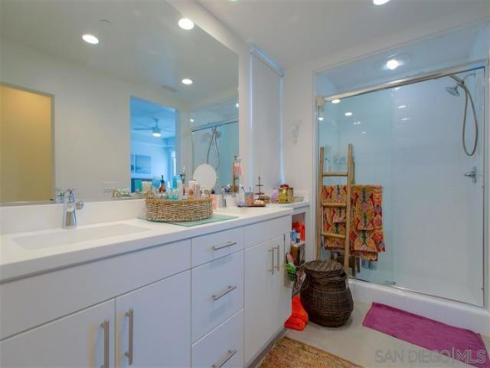 126 Cadence , Irvine, CA