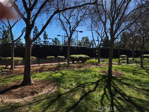 9  Calais  , Irvine, CA