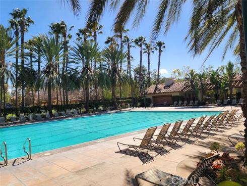 9  Calais  , Irvine, CA