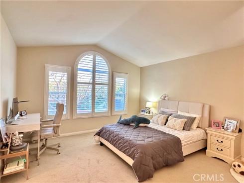 2 Altezza , Irvine, CA