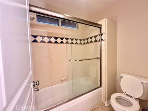 2 Altezza , Irvine, CA