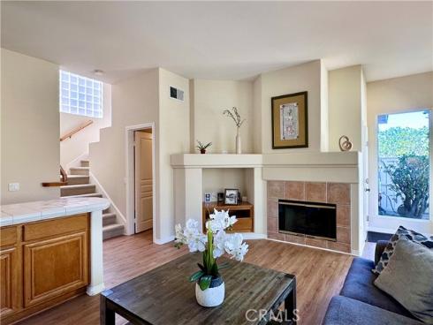 2 Altezza , Irvine, CA