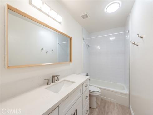 10  Windsong  , Irvine, CA