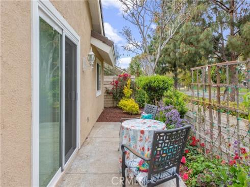 10 Windsong , Irvine, CA