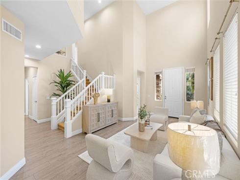 76 Dovecrest , Irvine, CA