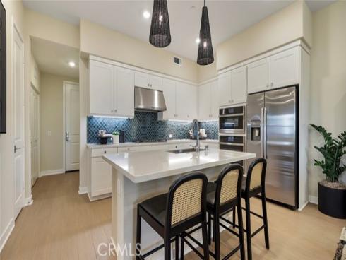 405 Mulligan , Irvine, CA