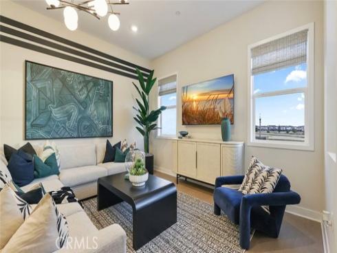 405 Mulligan , Irvine, CA