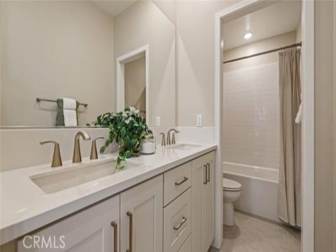 109 Trask , Irvine, CA